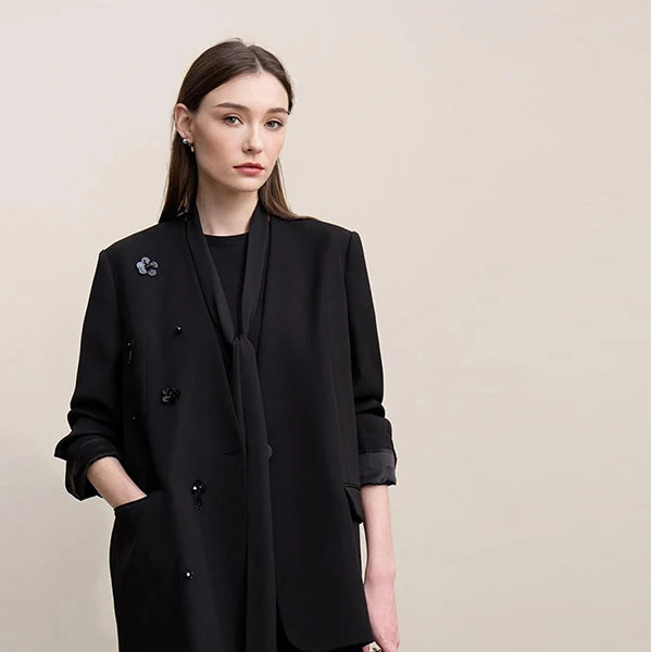 Women’s Elegant Tie-Neck Blazer