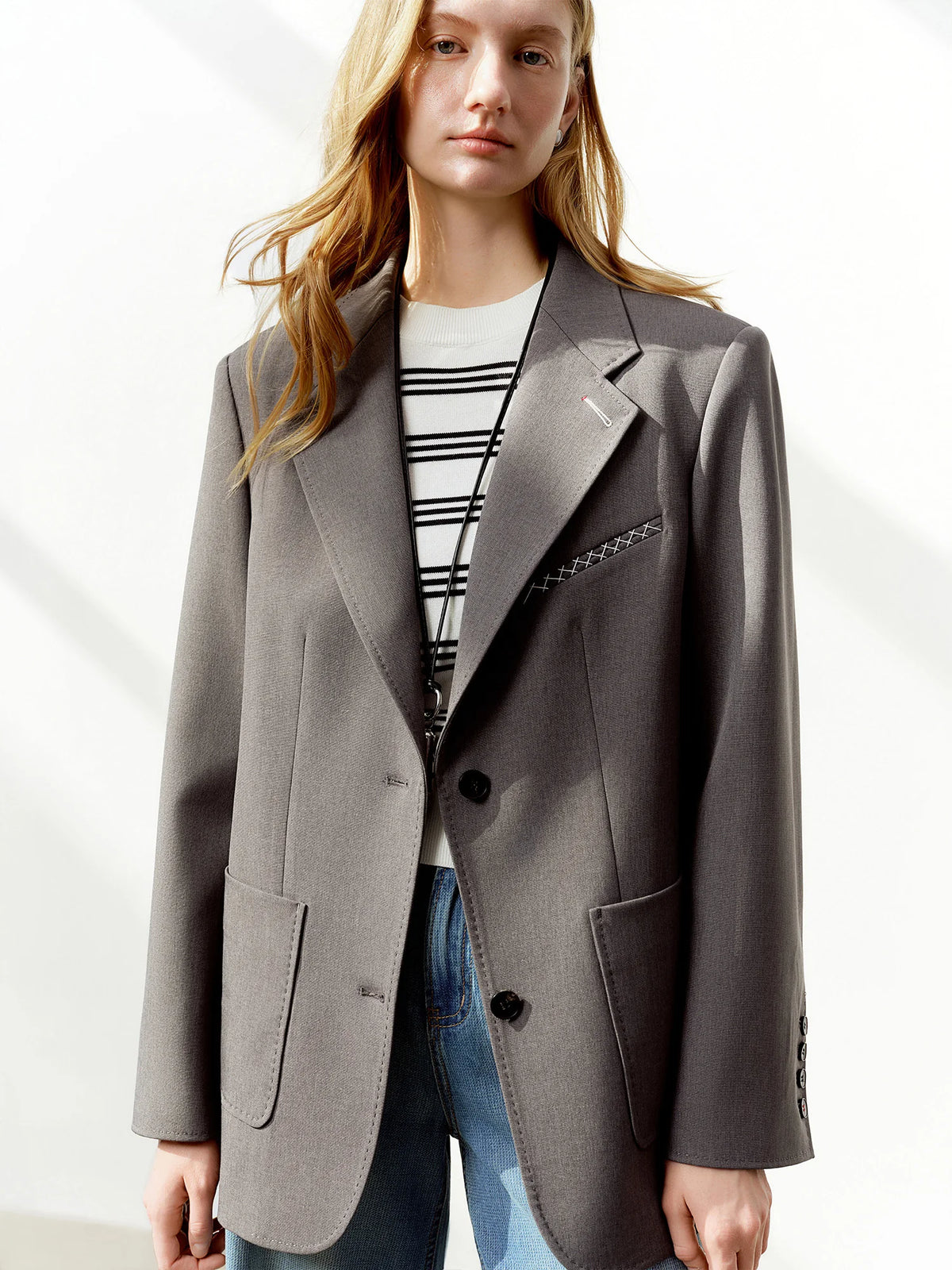 Women’s Wide Shoulder Oversized Blazer